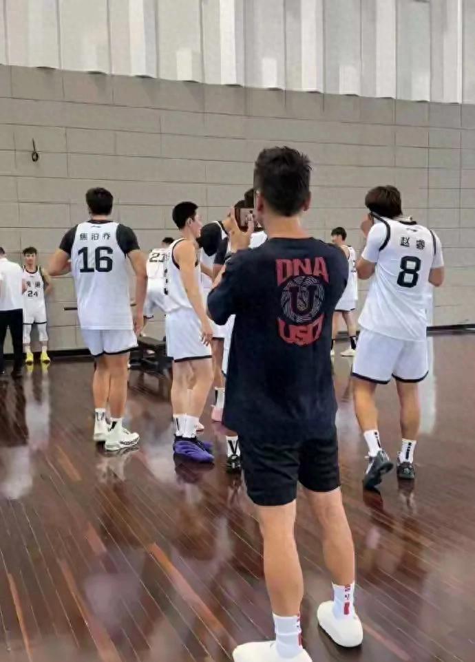 都够了, inews, 级CBA球