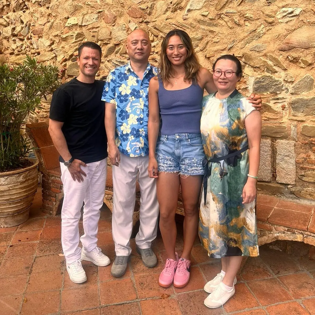 img, 一个执教特