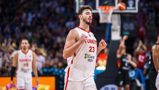 靠施罗德最 靠施罗德最