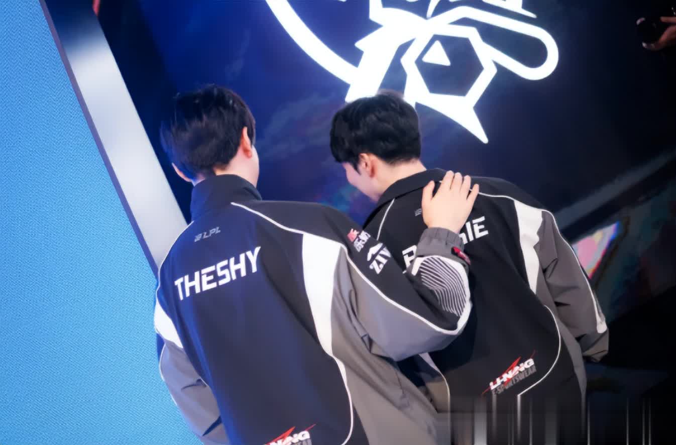 L这届世界, img L这届世界, img