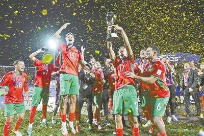 击败西班牙 击败西班牙